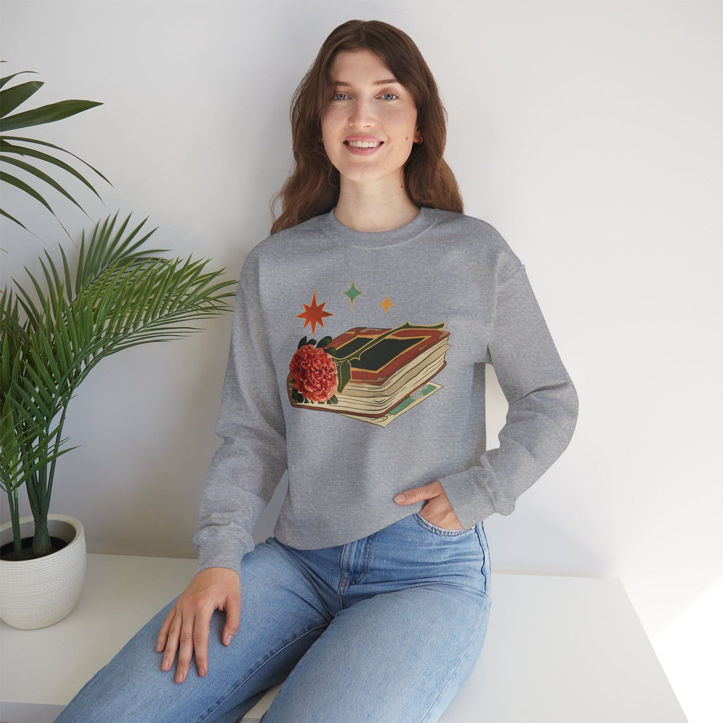 Cozy Book Lover's Sweatshirt - Vintage Floral Design