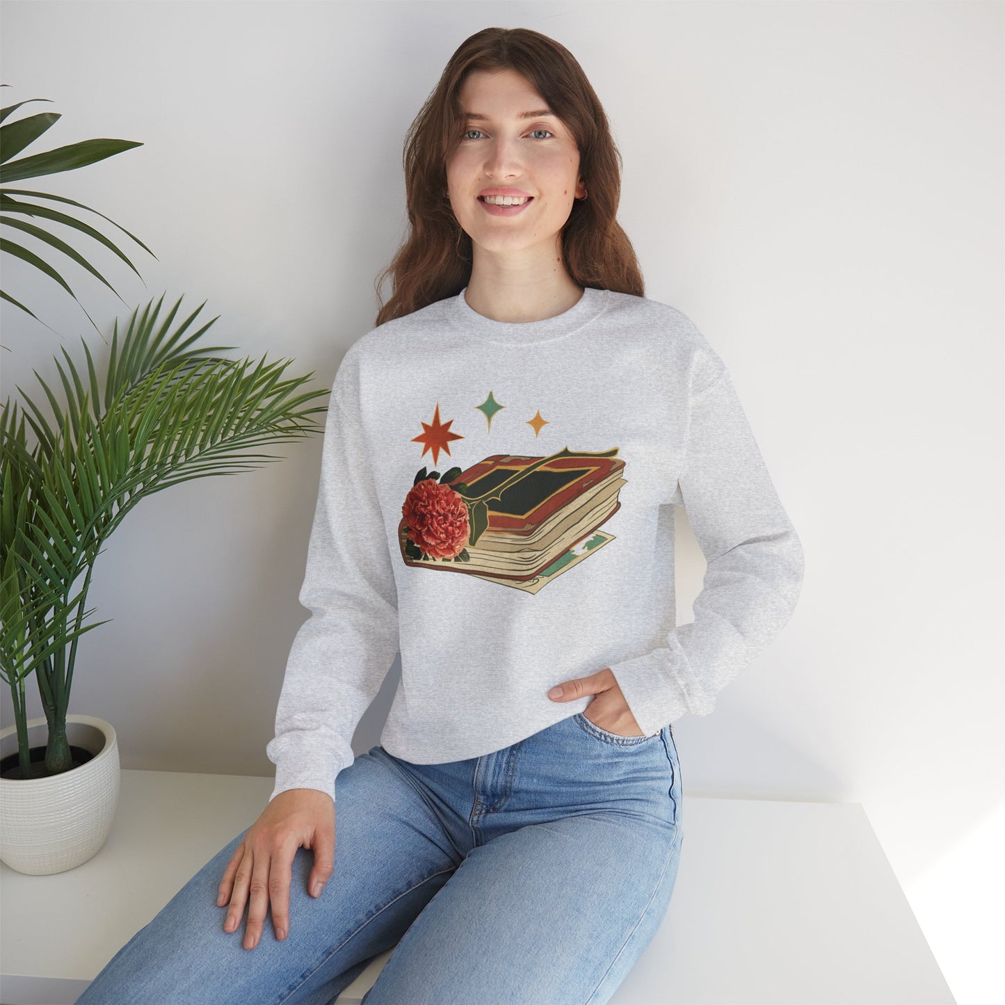 Cozy Book Lover's Sweatshirt - Vintage Floral Design