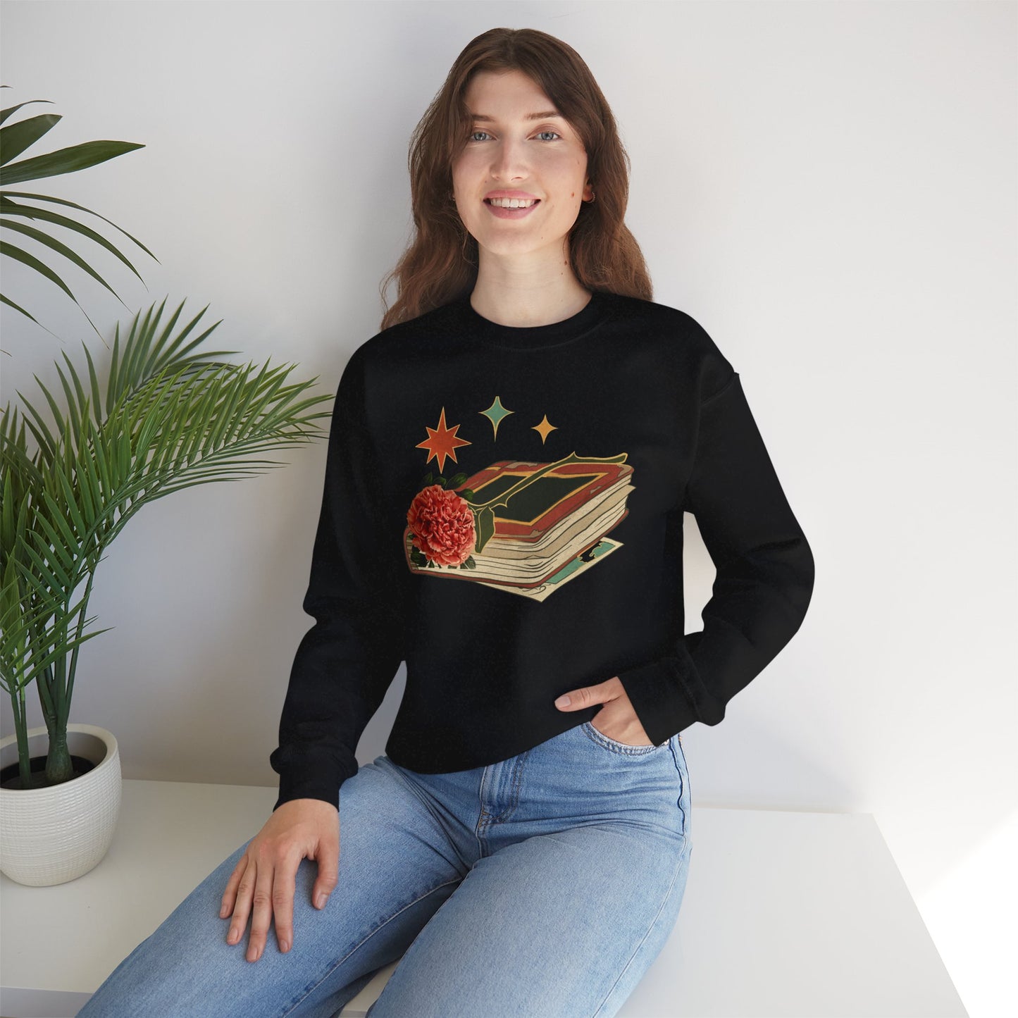 Cozy Book Lover's Sweatshirt - Vintage Floral Design